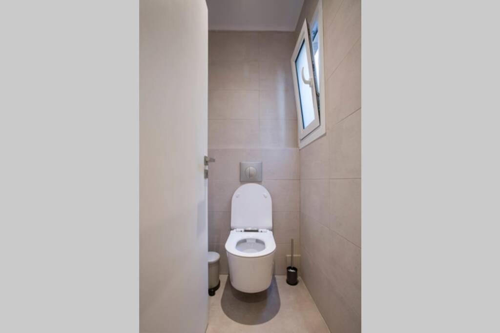 City Center Modern Renovated Apartment Atene Esterno foto