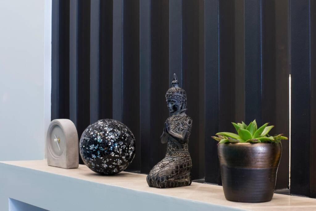 City Center Modern Renovated Apartment Atene Esterno foto